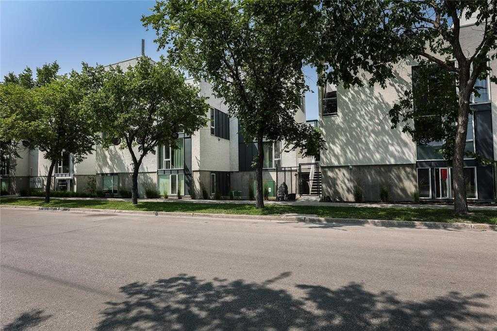 MLS Listing For Sale - 8 530 Waterfront Drive, Winnipeg, Manitoba, R3B0N4 - MLS # (realtor.ca): 202418478